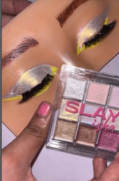 Holographic Chrome Eyeliner Palate 9 color